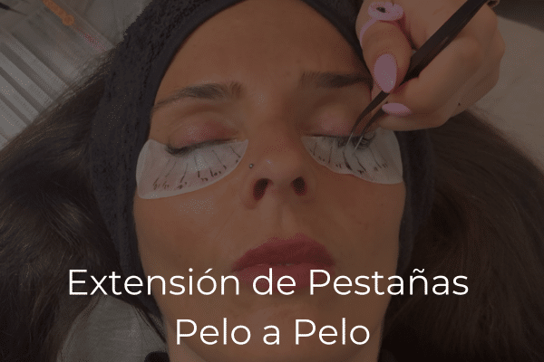 Extensión de pestañas pelo a pelo